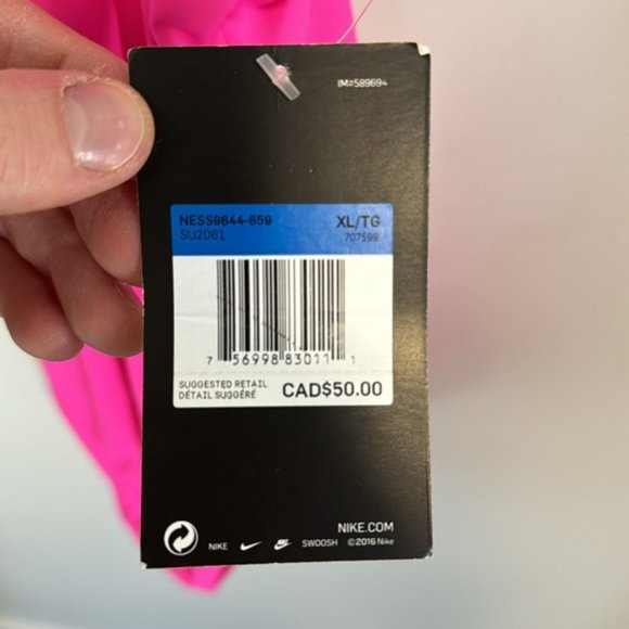 NWT Junior Girls Nike Essentials Pink one piece Swimsuit size XL 13-15 years - Picture 4 of 8